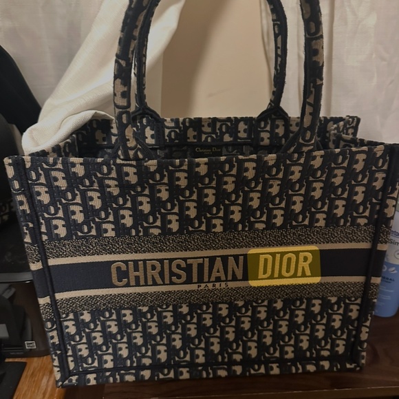 Christian Dior book tote bag - Picture 1 of 2
